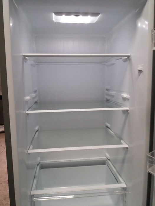 Хладилник с фризер Инвентум KV1800S