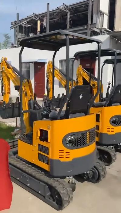 Mini ekskovator girdamoltli