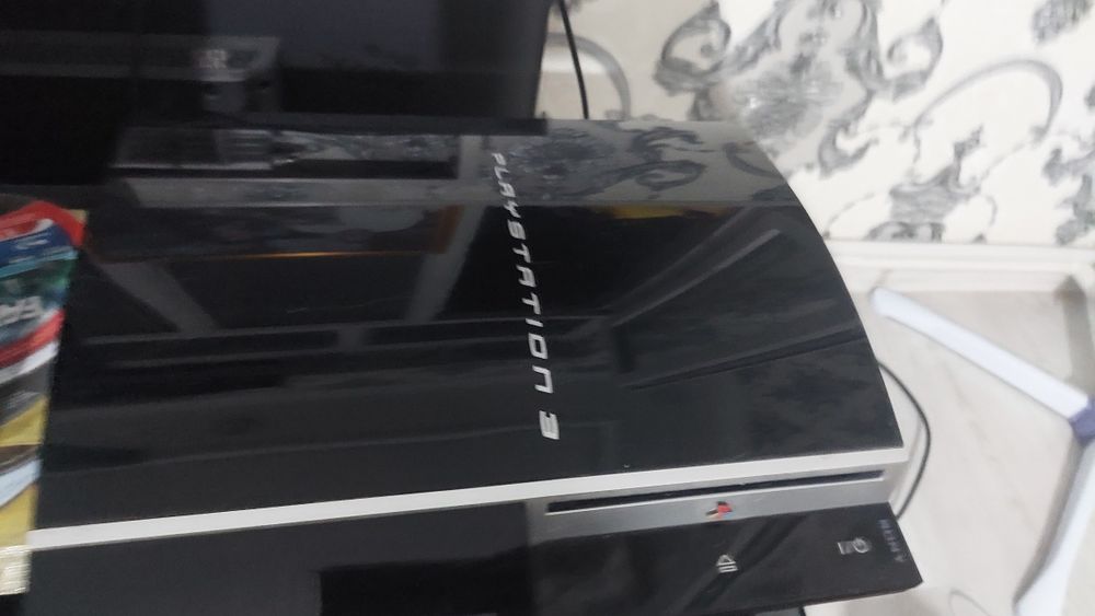 Ps 3 сотилади яхши нархда