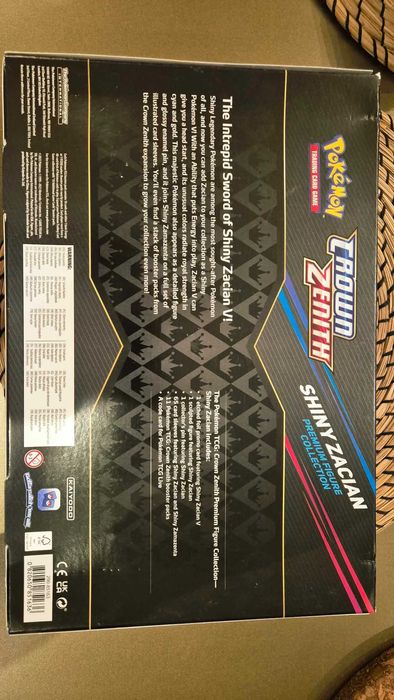 Покемон кутии Crown Zenith Premium figure collection boxes