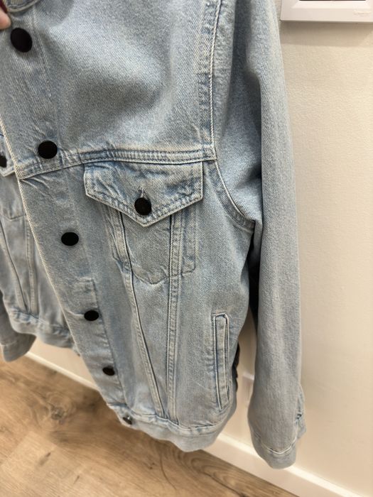 Куртка джинсовая