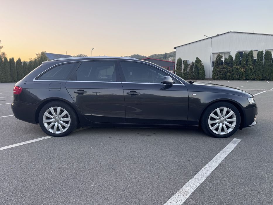 AUDI A4 Avant 2010 — imagine 2