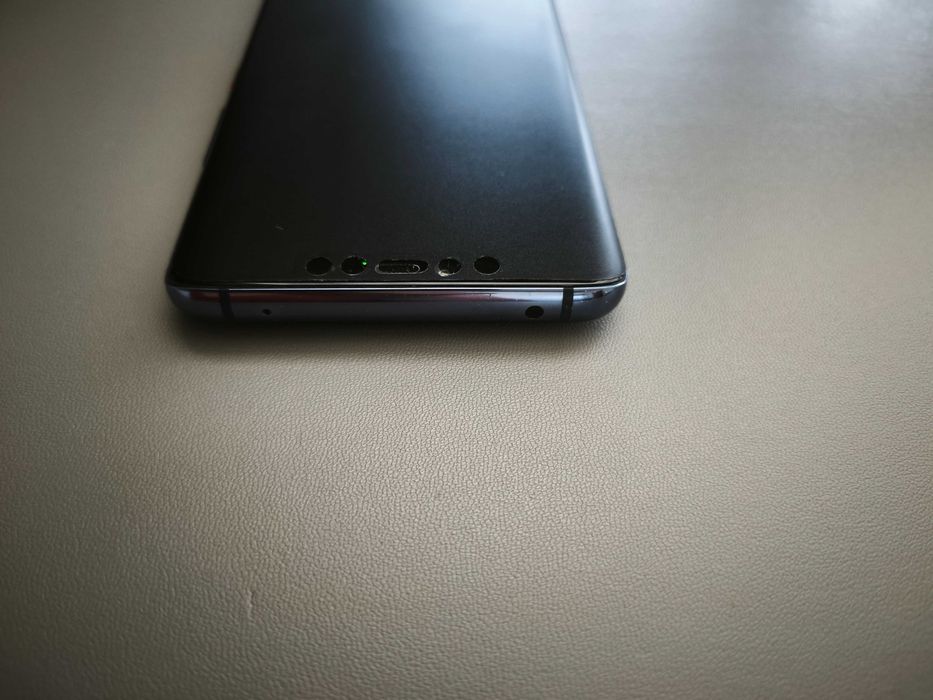 Смартфон Huawei Mate 20 Pro 6GB RAM / 128GB - с нова батерия
