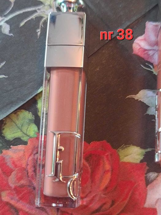 ruj lichid DIOR Adict lip maximizer