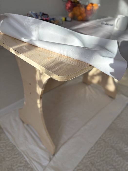 Стол кухрнный