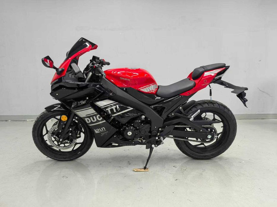 DUGATTI 400cc (Weisenike) Injector