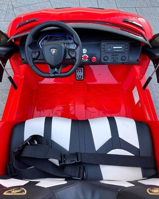 Эксклюзивная модель -  "Lamborghini Aventador"  с функцией дрифт