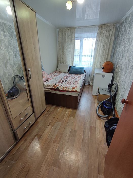 Продается 3-комн (4-87, 1 эт) с ремонтом