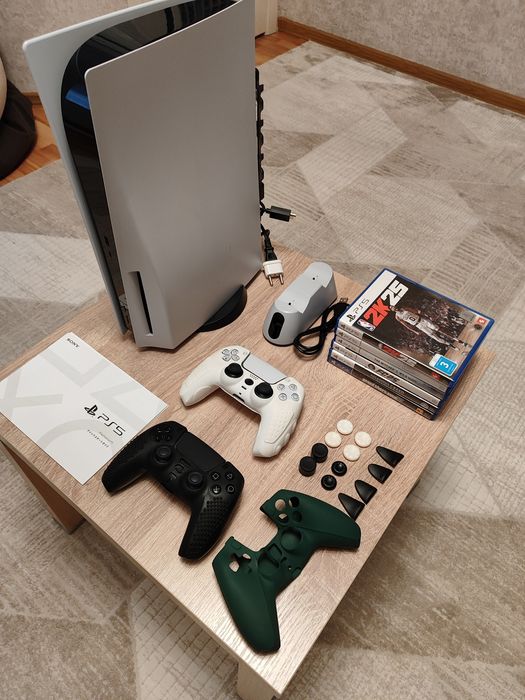 Продам Sony PlayStation 5