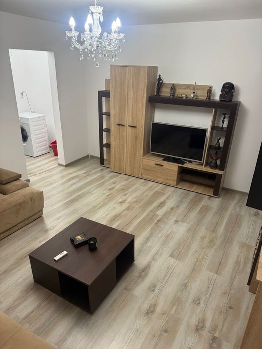 Inchiriez apartament ultramodern micro4