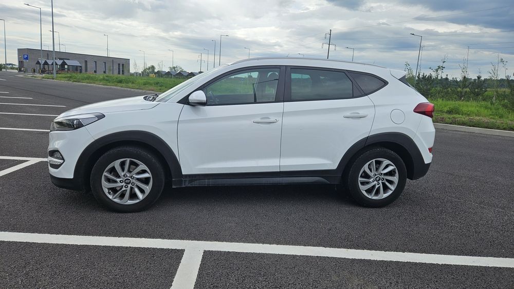Hyundai tucson 2017 1.7 motorina automat