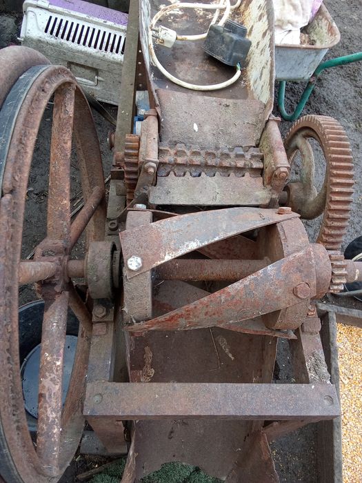 De vânzare Sascornita