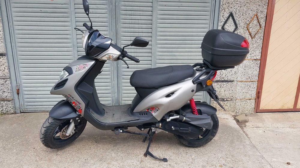 Скутер Generic Paradise 50cc