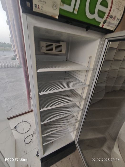 Vetrina va marojniy uchun holadilnikla sotiladi kelishilgan narxda