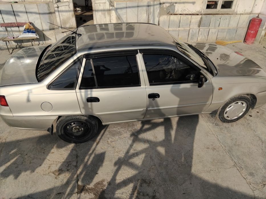 Nexia 2 holati yaxshi 2009. 1.6