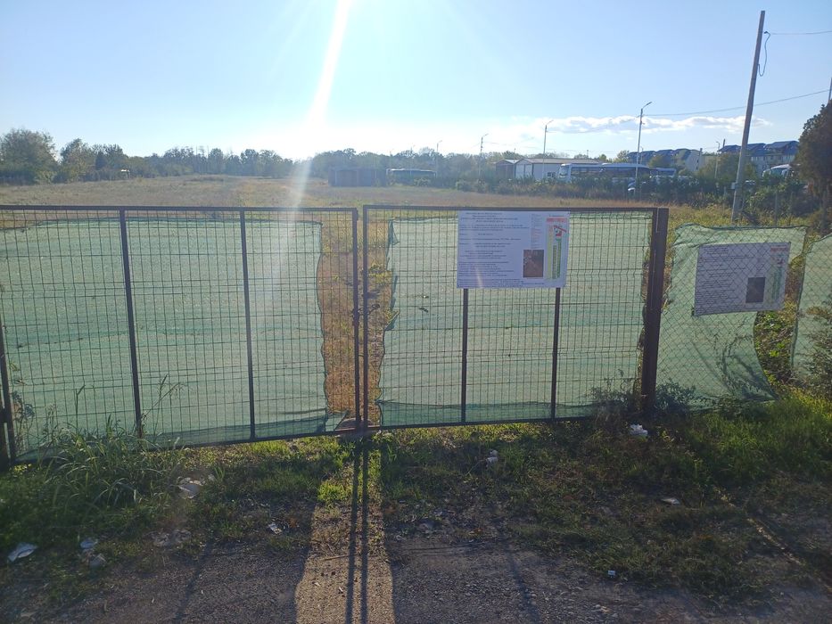 Vând loturi 500mp intravilan