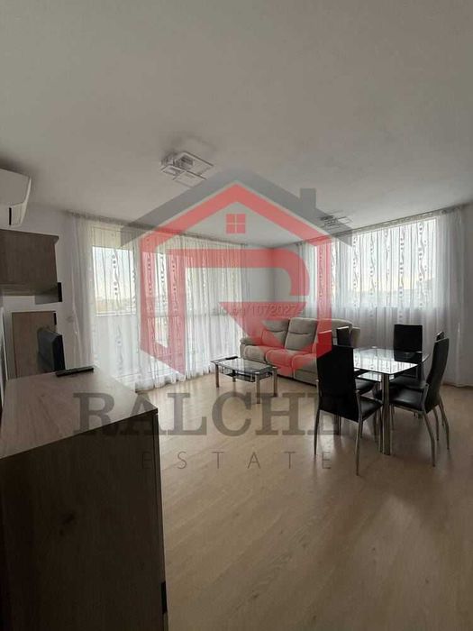 Дава се под наем Тристаен апартамент в Варна, Възраждане 3 - 107 кв.м за 510 € - Снимка #4