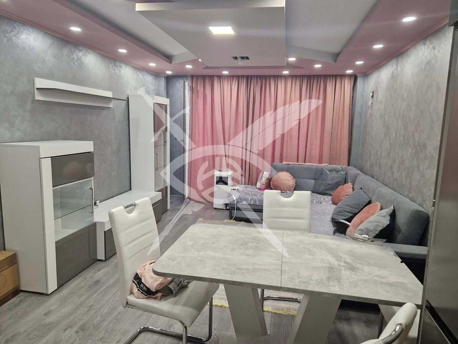 Продава се Тристаен апартамент в Пловдив, Южен - 104 кв.м за 1202 €/кв.м - Снимка #2