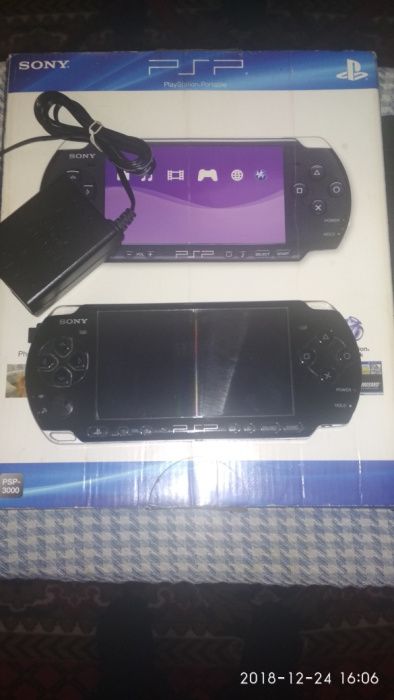 Click. SONY PSP 3004 Wifi, Прошитый 8гб более 120 игр записано,Чистый