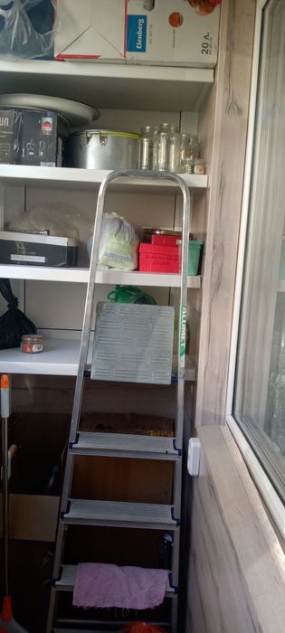Срочно продам 2-х ком. Квартиру