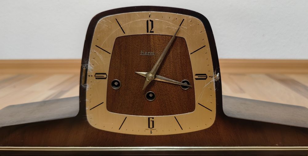 Ceas vechi mecanic Hermle lemn retro vintage de colecție anii 50 - 60