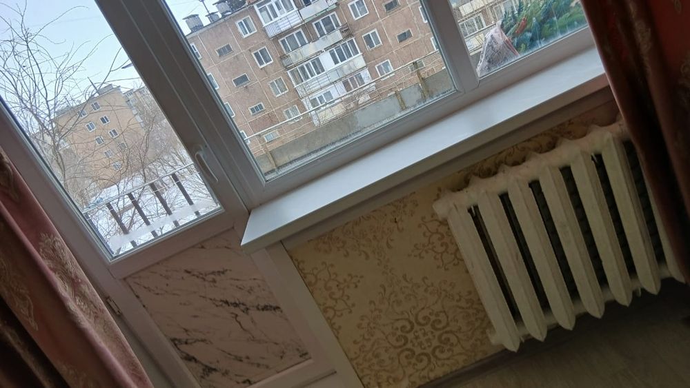 Сдам 2х ком квартиру.4 42.