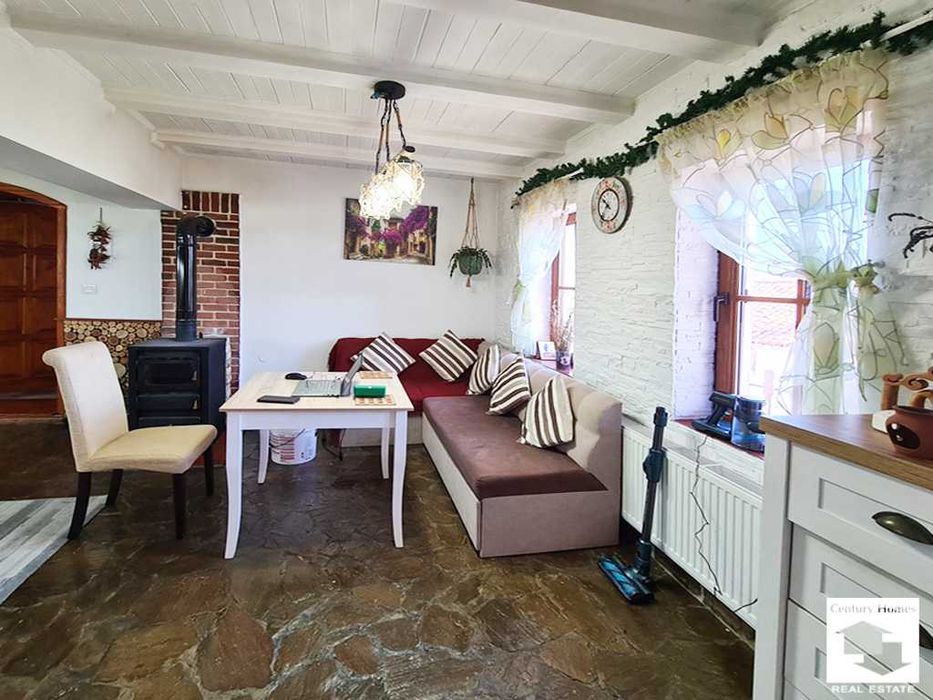 Продава се Къща в с. Петковци, Област Велико Търново - 216 кв.м за 366 €/кв.м - Снимка #6