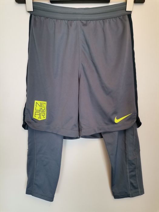 Nike - дамски спортни дрехи