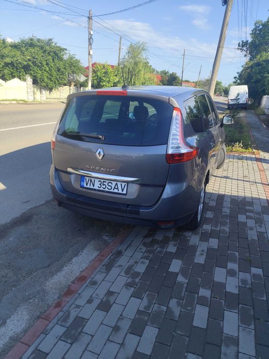 RENAULT Grand Scenic 2012 — imagine 3