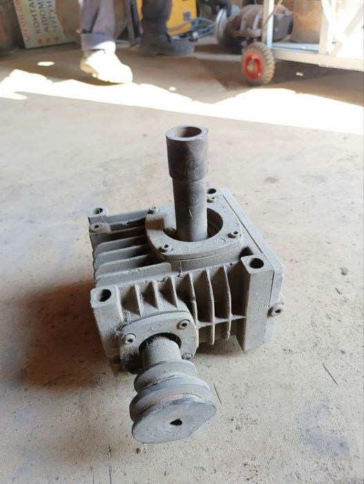 Редуктор сотилади