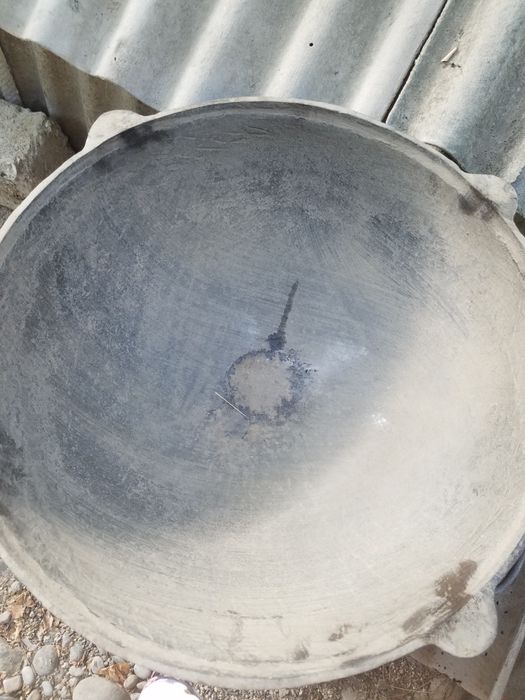 Мангал с казаном и алюминевая посуда