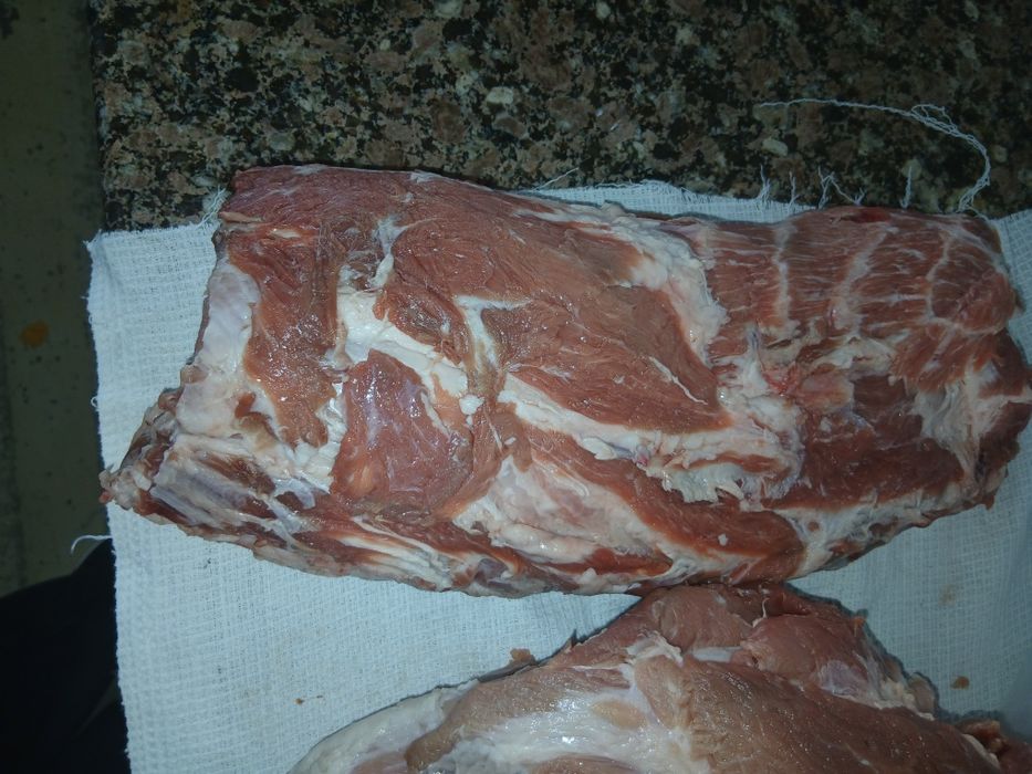 Домашнее мясо свинина