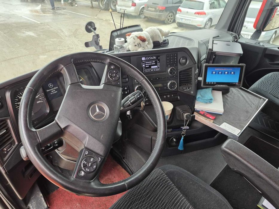 Vand Mercedes Arocs Basculanta