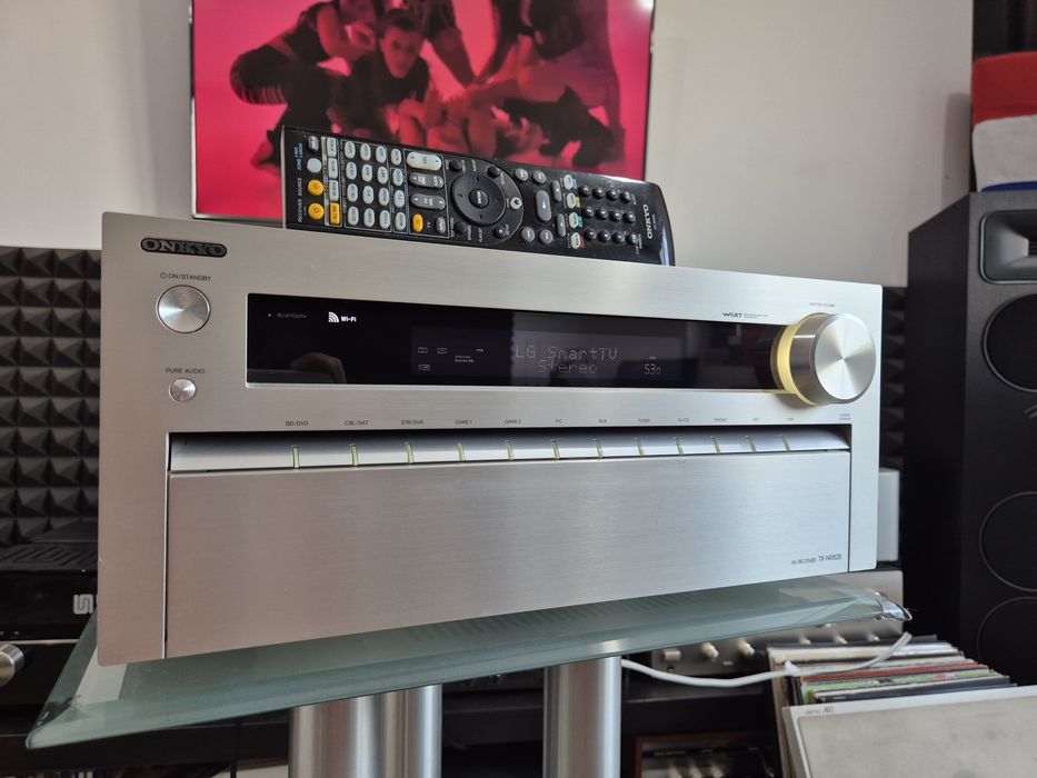 Onkyo TX NR828 Receiver Top HDMI Arc Wifi Bluetooth Dolby