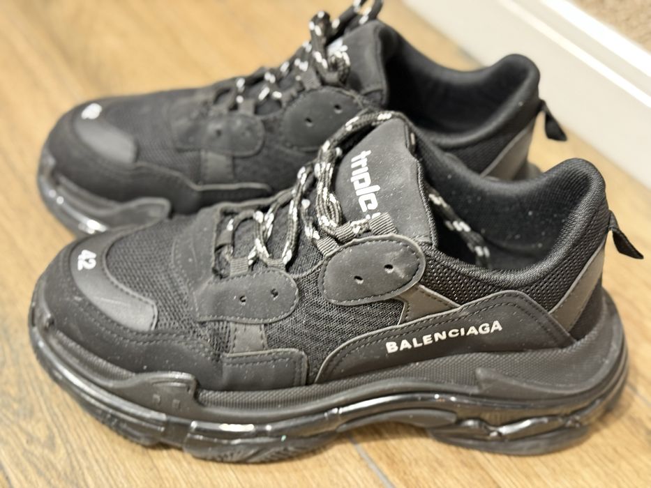 Balenciaga Triple S (fake)