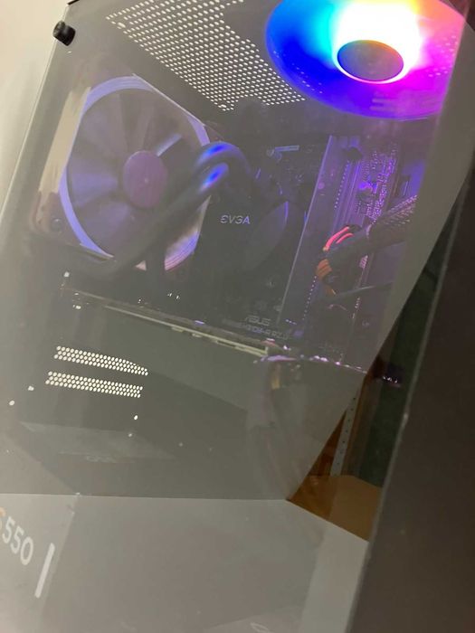COMPACT GAMING | GTX 1070 8gb GDDR5 | Core i5 9500 | 16GB RAM