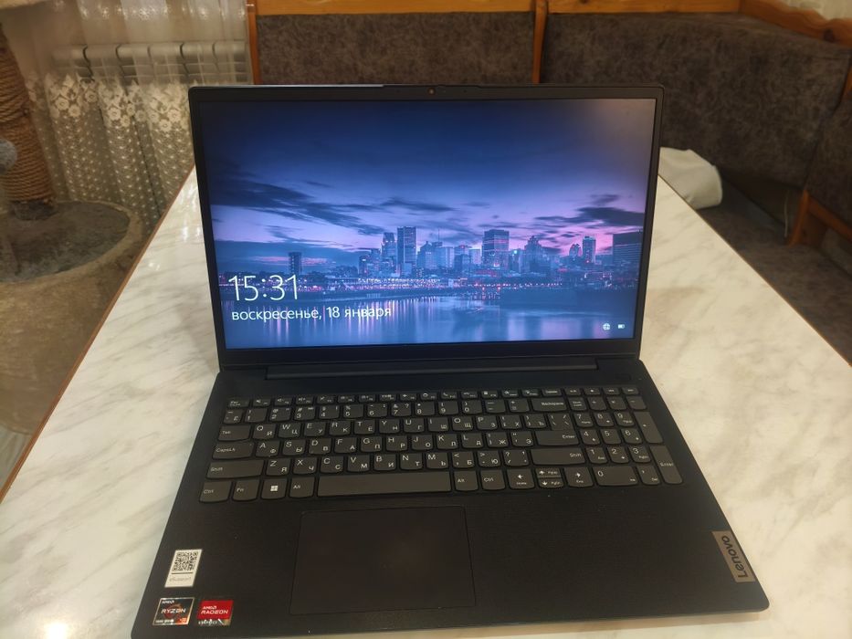 Lenovo V15 G2 ALC