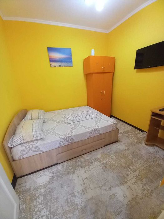 Închiriez,Cameră la Curte Zonă Centrală