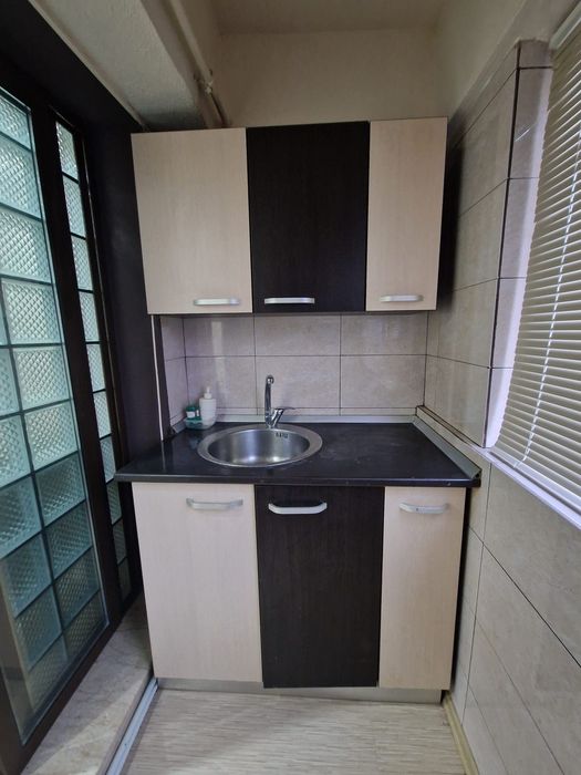 Vand sau inchiriez(minim 6 luni)apartament 3 camere