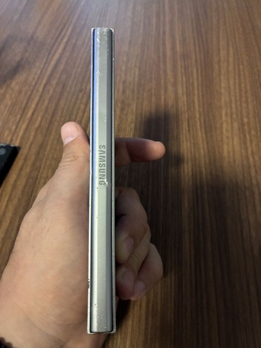 Samsung Galaxy Fold 6 Silver - за ремонт