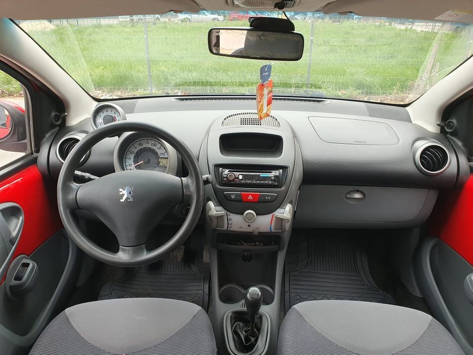 Peugeot 107 an 2009 benzina 998 stare impecabilă unic proprietar 130k km reali