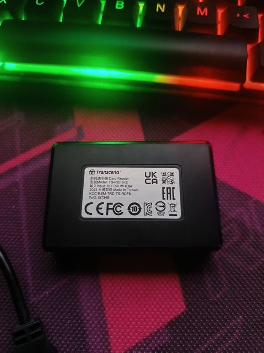 Card reader transcend