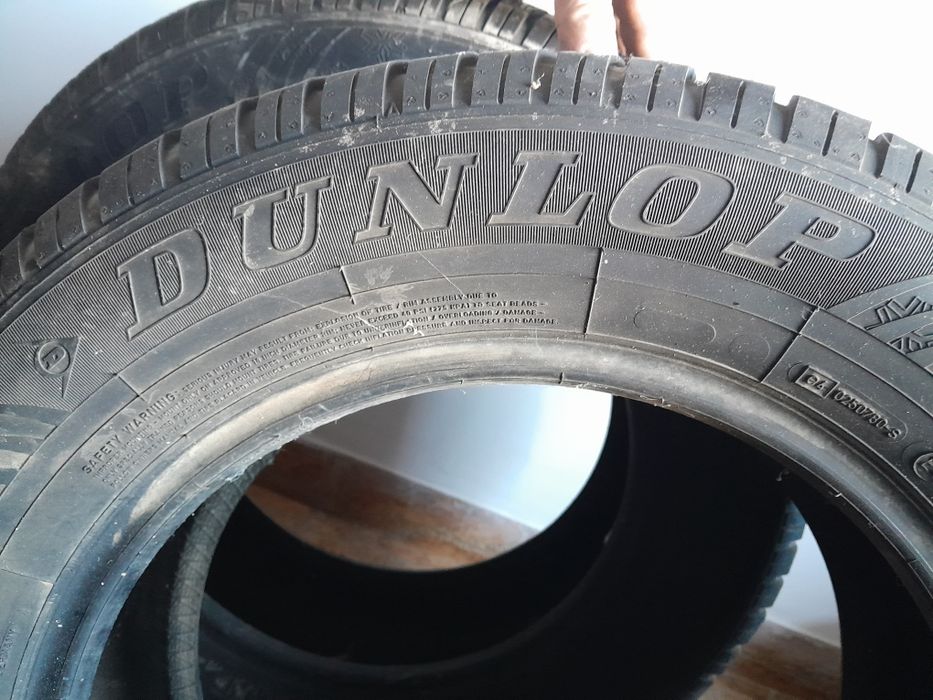 Зимни гуми Dunlop, 2 броя