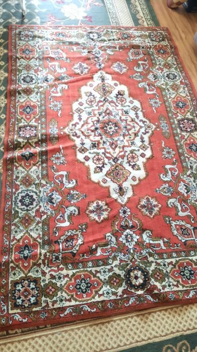 Ковры  шерстяные,плотный,1.5на2.3