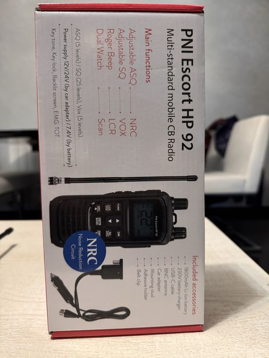 Radio CB portabil PNI Escort HP 92 NOU!