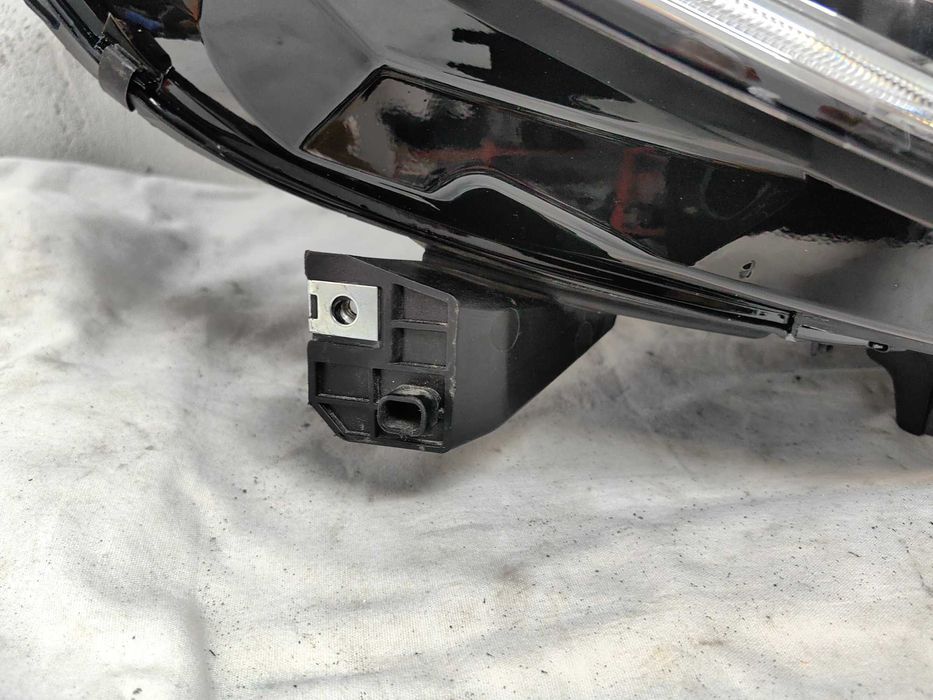 Оригинален фар Алфа  Alfa Romeo Stelvio Led Bixenon