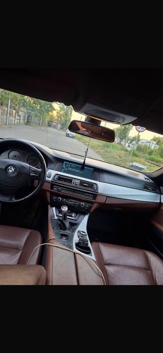 BMW 5 Series 2011 — imagine 3