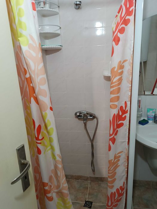 Дава се под наем Тристаен апартамент в Плевен, м-т Мъртва долина - 70 кв.м за 153 € - Снимка #8