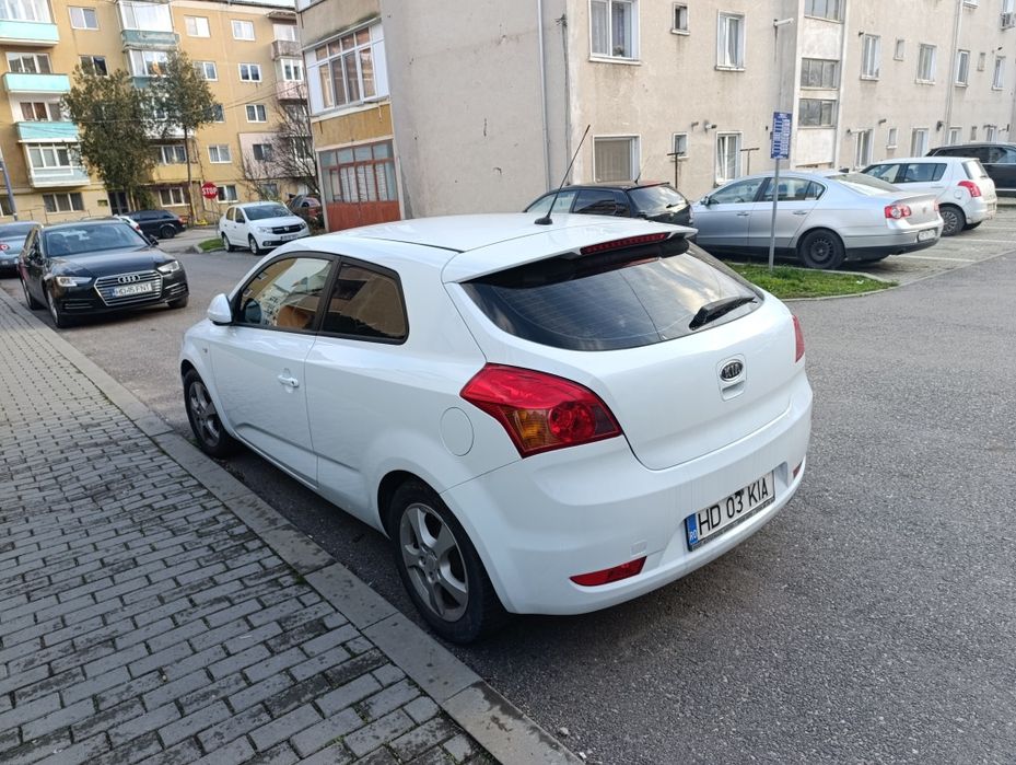 Vând KIA automată în stare foarte bună