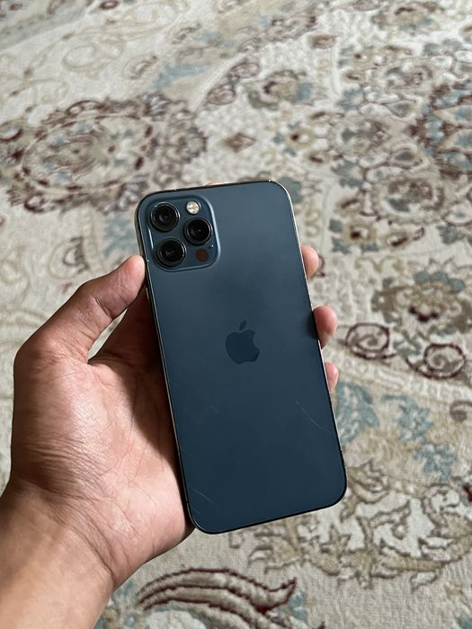 Продам iphone 12pro 256gb